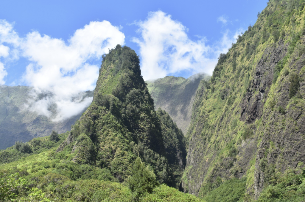 How Much Does it Cost to Travel to the Peruvian Andes