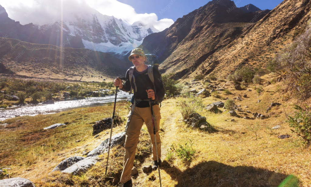 Best Base Layers for High-Altitude Andes Trekking 2026