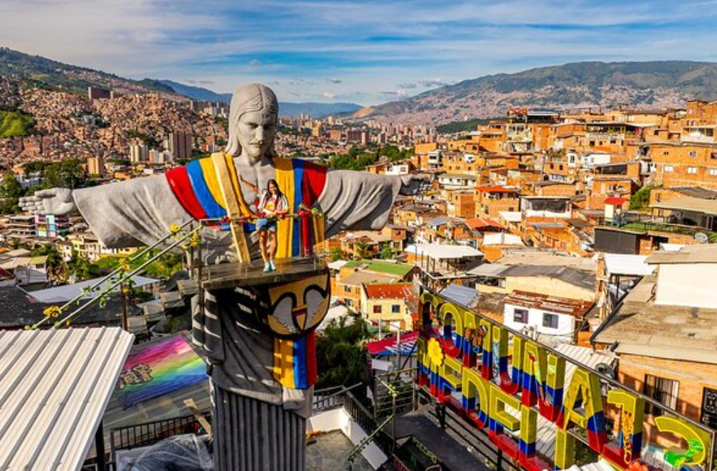 Master Colombia Travel Guide